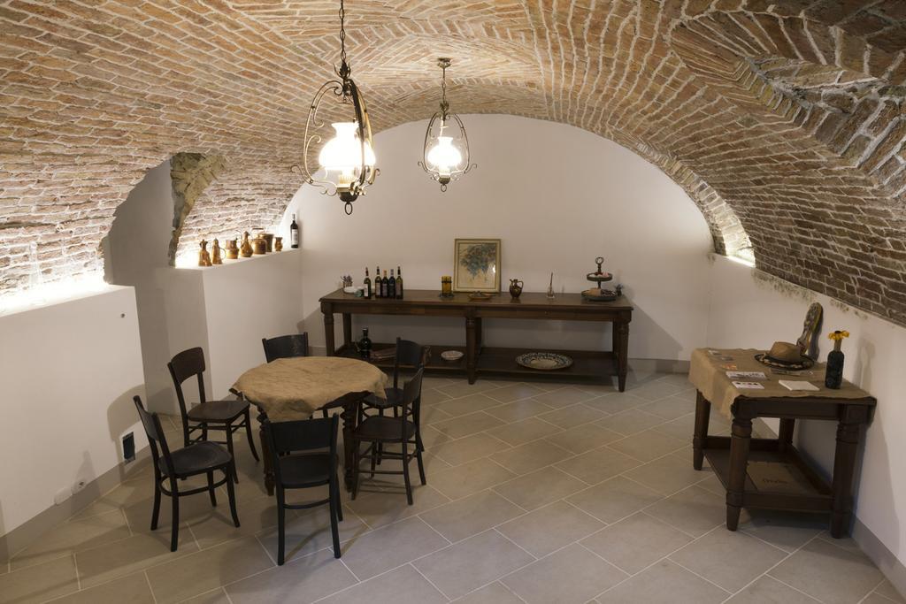 Crealto Vila Alfiano Natta Exterior foto
